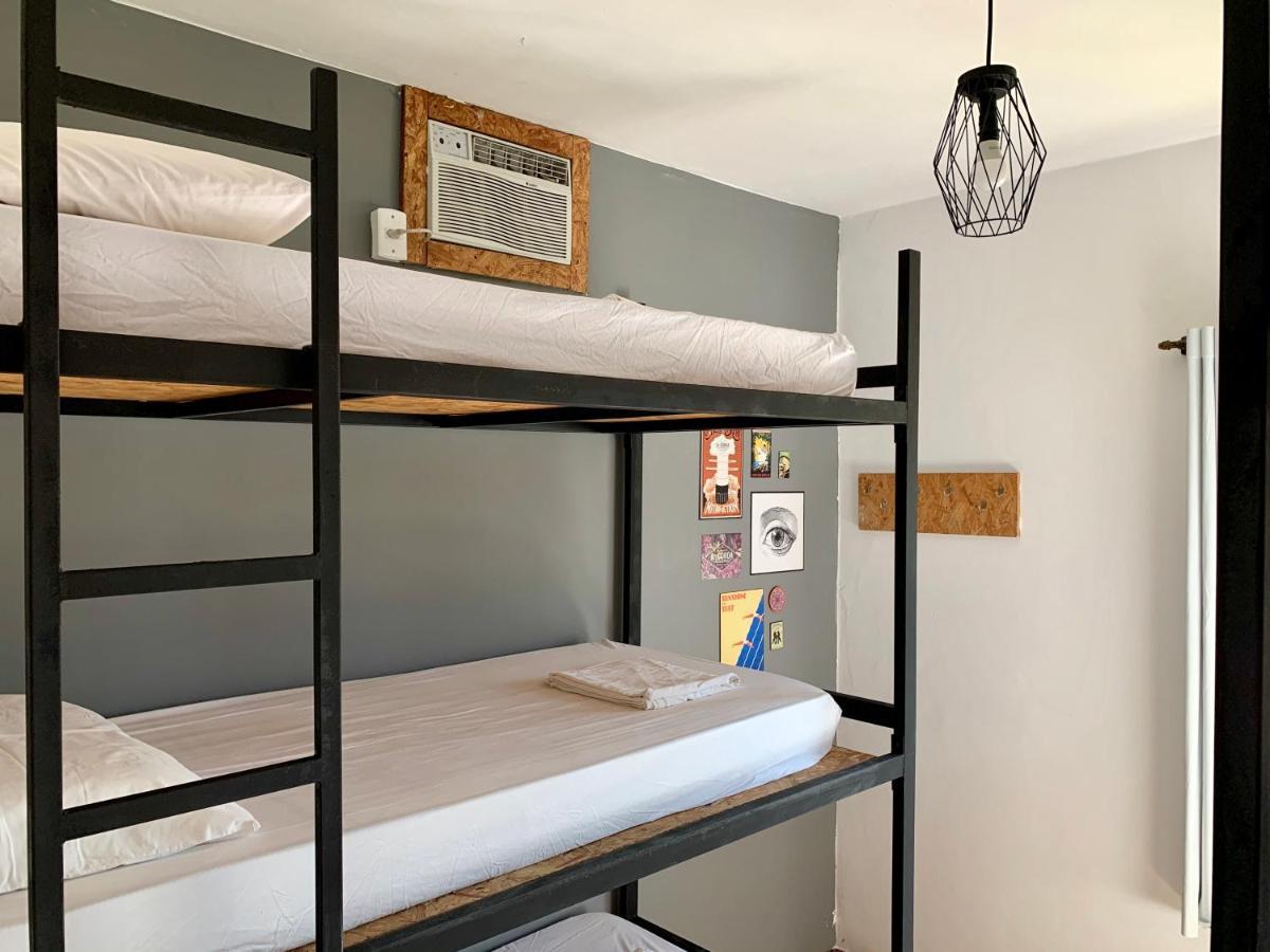 A Coroa Hostel & Suites アハイアウ・ド・カボ エクステリア 写真