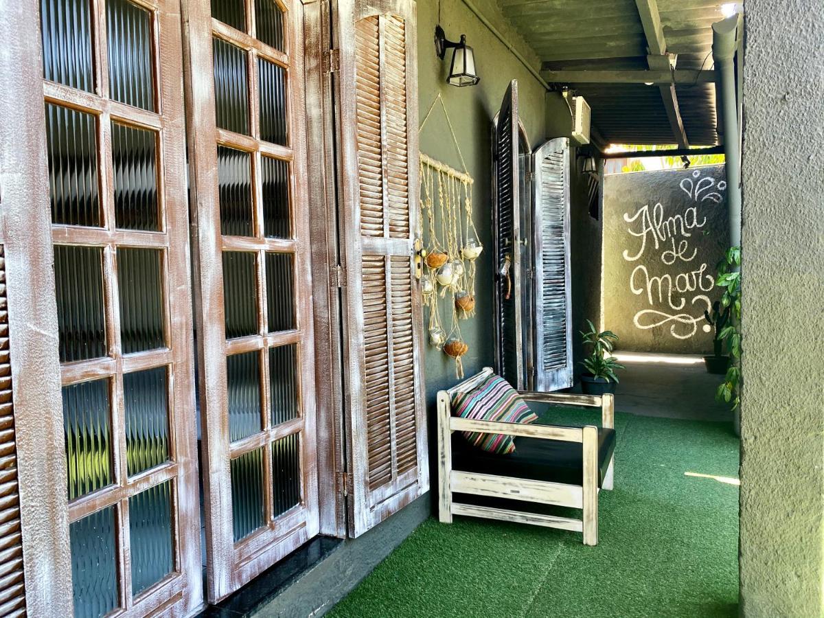A Coroa Hostel & Suites アハイアウ・ド・カボ エクステリア 写真